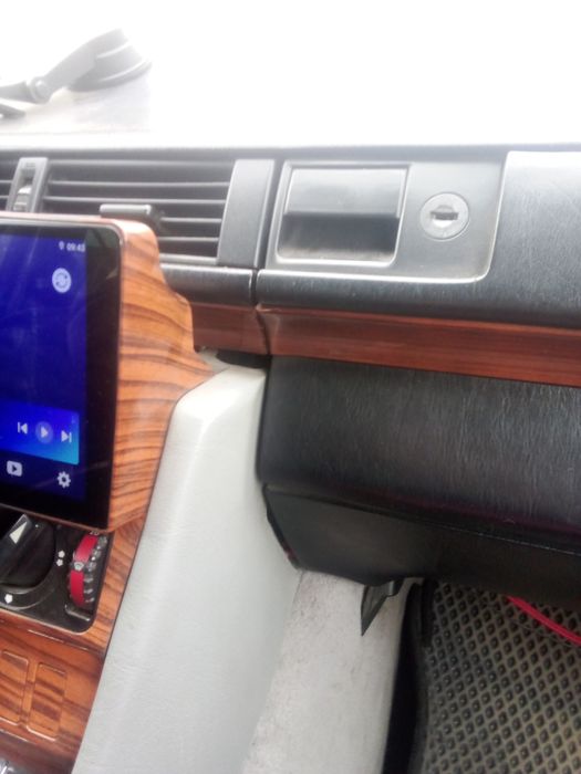 Монитор Мерседес