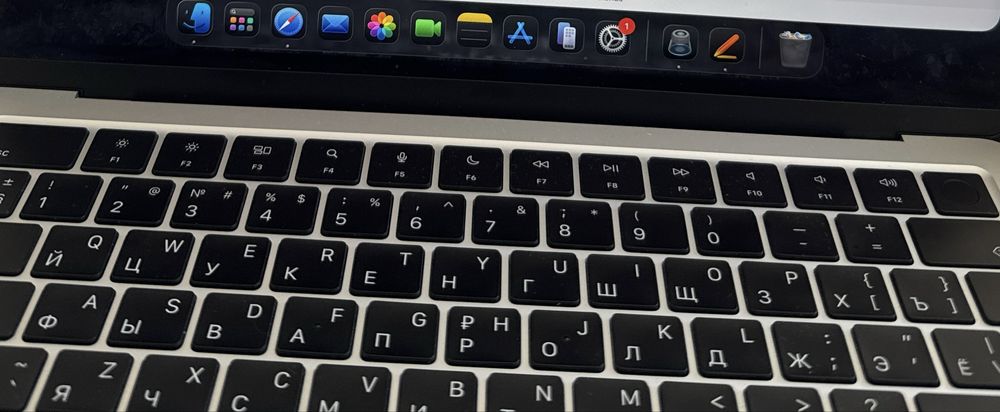 Macbook air 13 m3 16/256