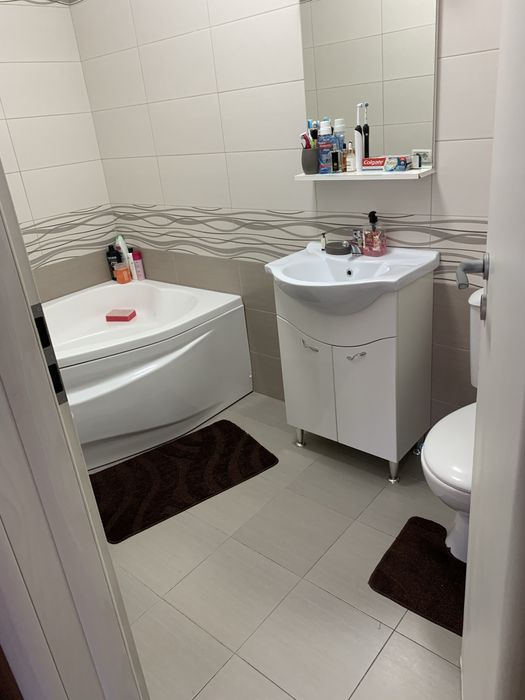 Închiriez apartament 2 camere Dobroesti