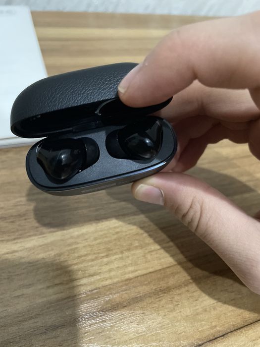 Lenovo AirPods Services