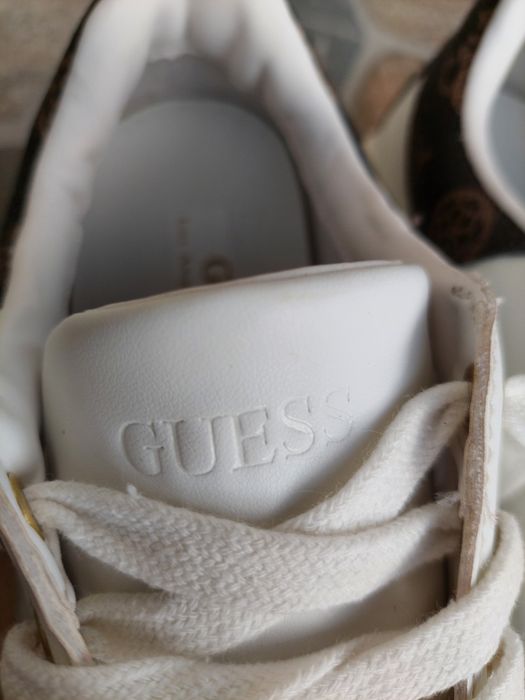 Adidași Guess  originali – mărimea 39 – stare bună