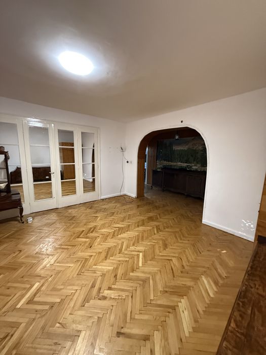 Proprietar inchireliez casa pe str Suceava