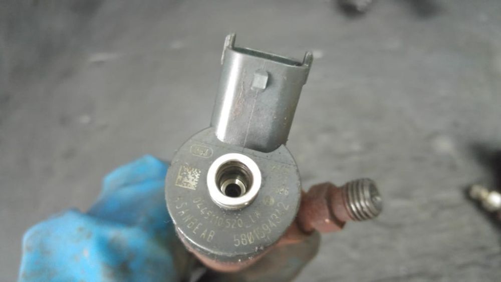 injector  2.3 d fiat ducato  Iveco daily 4  peugeot boxer  0445110520  5801594342