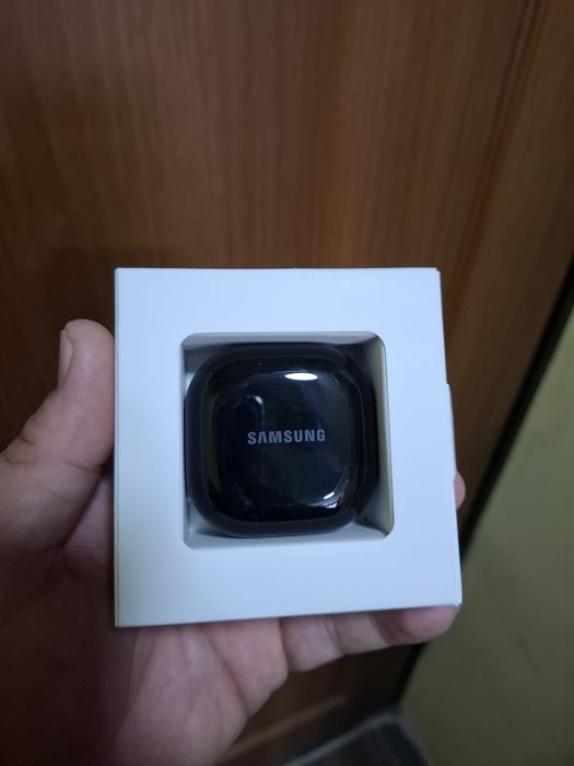 Продам Наушники Samsung