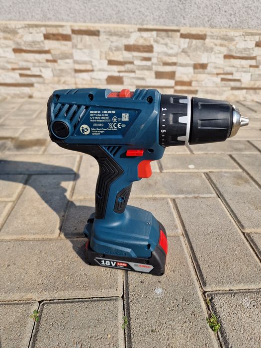 винтоверт BOSCH GSB 18V-21