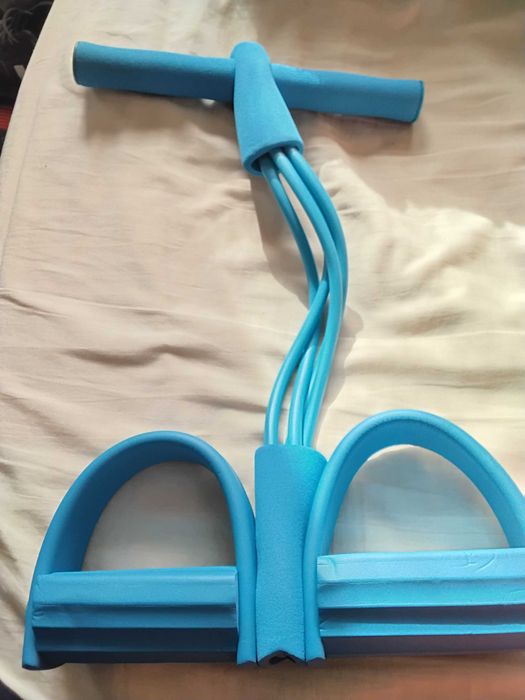 Aparat multifunctional pentru fitness cu 4 tuburi,43cmx25cm,nou