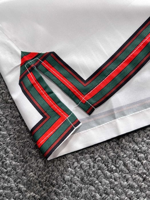 Trico cu logo-ul Gucci, țesătură de bumbac ușoară