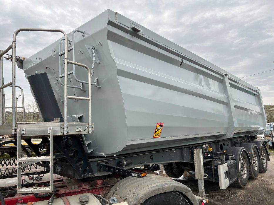 Semiremorca Bascula Langendorf 32m3 / Vand Bascula cereale piatra