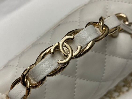 НАЛИЧНА дамска чанта Chanel