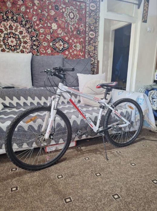 Продам велосипед Cronus