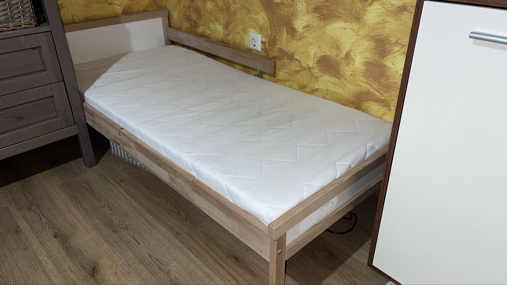 Продава се легло IKEA SNIGLAR с матрак