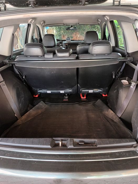 Vând auto PEUGEOT 4007 SUV 4×4