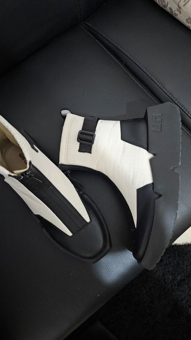 2 perechi Ghete Unired Nude. Stil moon/snow boots