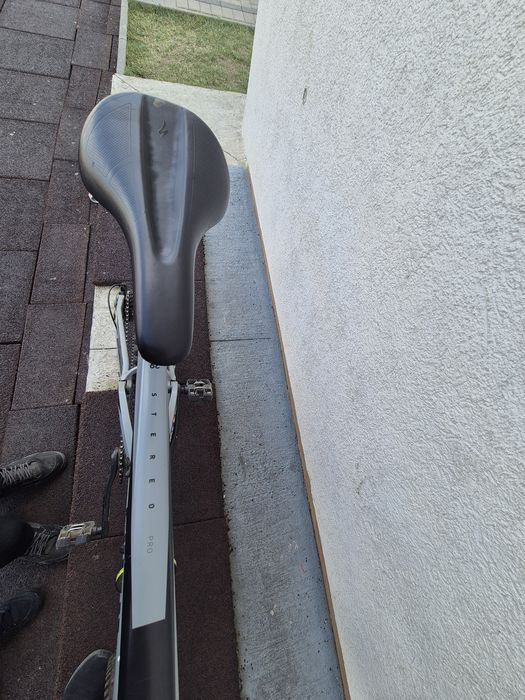 Bicicleta cube full stereo pro