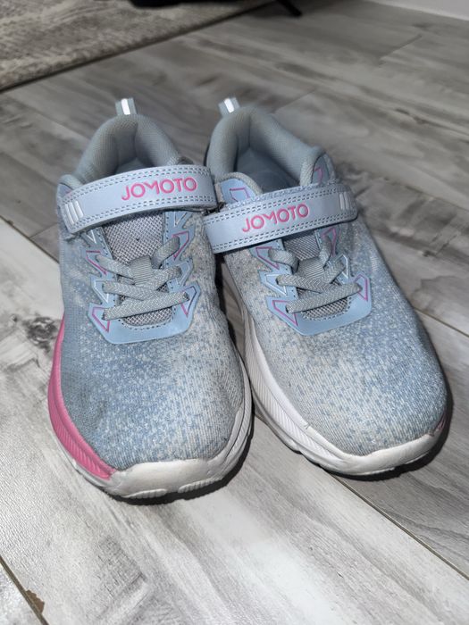 Детская обувь кроссы