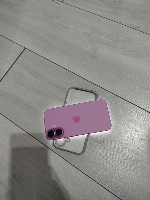 iPhone 16 / 256 / продаю