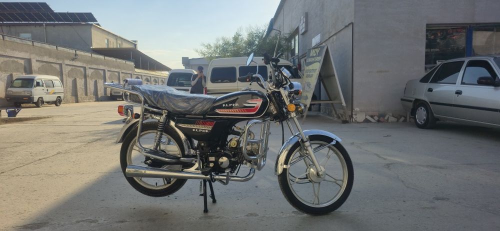 Yangi Moped sotiladi