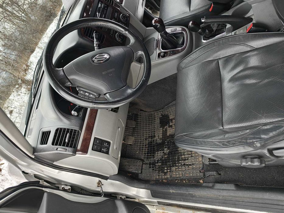 Vand Suzuki Grand Vitara Limited 2005, 1.6 benzina, 3 usi.