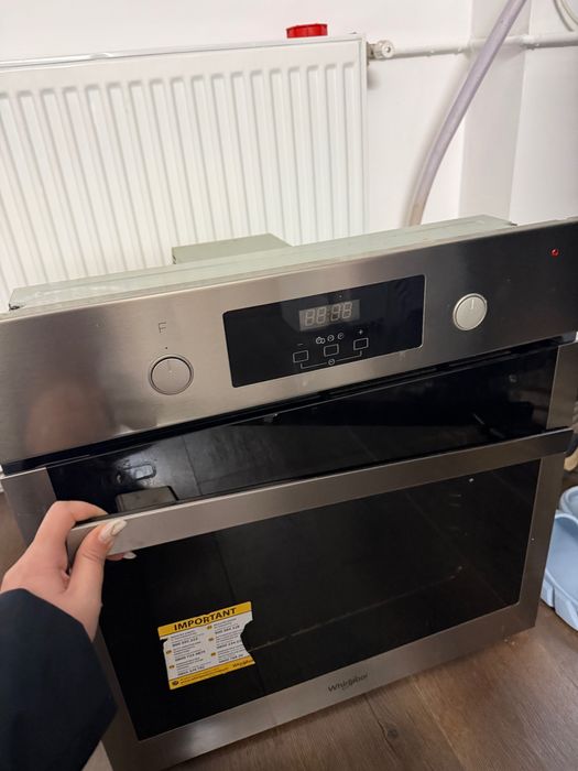 Cuptor electric whirpool