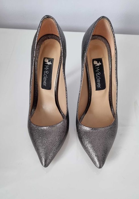 Официални обувки и чантичка в сиво графитен цвят, zara