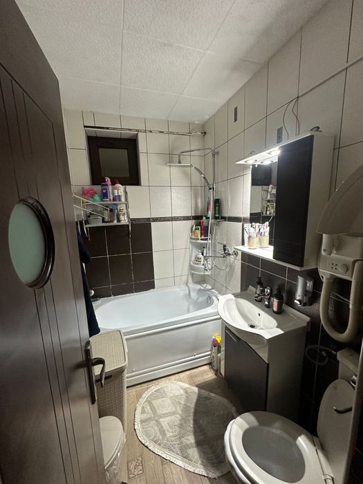 De vânzare apartament 3 camere in Alexandria, Teleorman