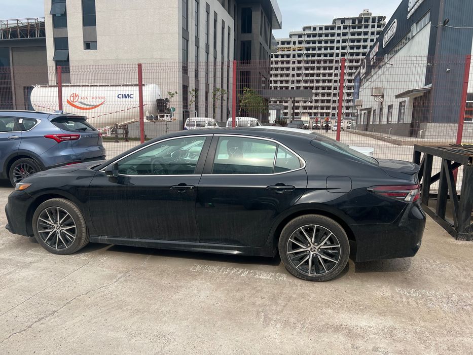 Toyota camry hybrid SE model 2023 год , наличие в Ташкенте