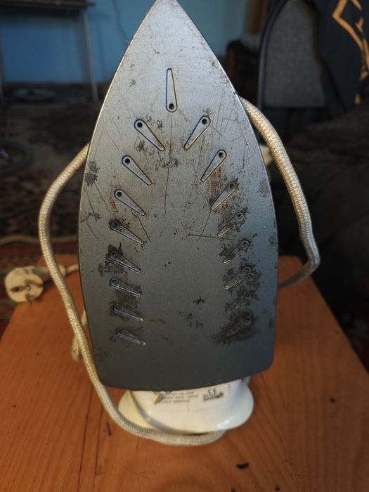 Утюг Nikai б. у.