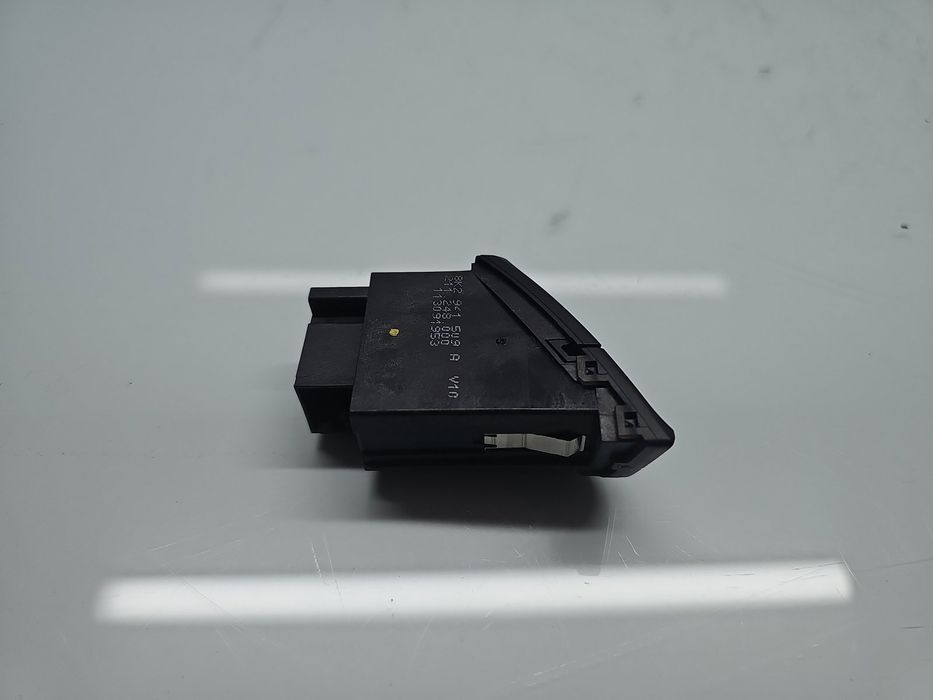 Buton avarii AUDI A4 (8K5, B8) Avant [Fabr 2008-2015] 8K2941509A