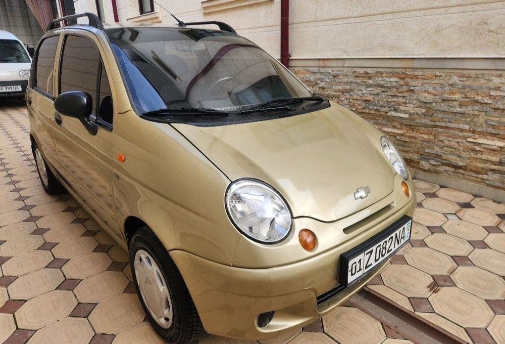 Matiz 2010 gaz mator qilingan tomdan pasi lak sepilgan udar yoq yirish