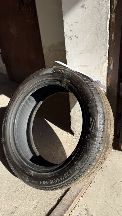 Зимняя резина 225 55 r19