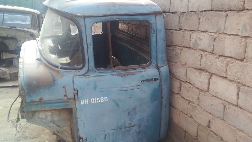 Zil 130 kabina s