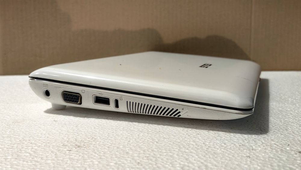 Laptop HP Mini 210-2070NR Asus Eee PC 1005 PEGO laptop