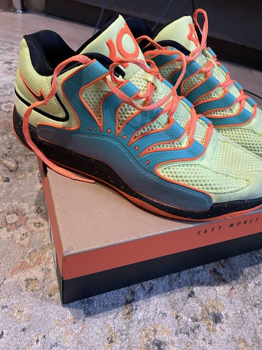 Кроссовки NIKE KD18