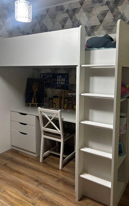 Кровать-чердак белая + ортопедический матрас | СРОЧНАЯ ПРОДАЖА |