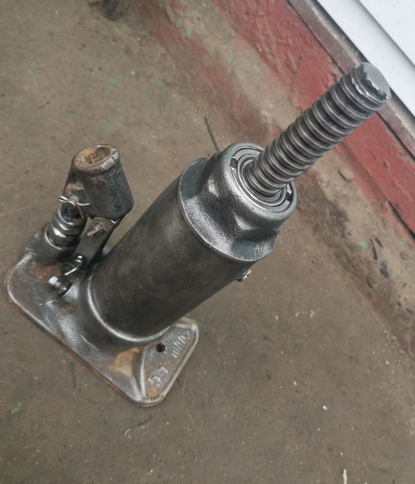 Домкрат 5т СССР шААз