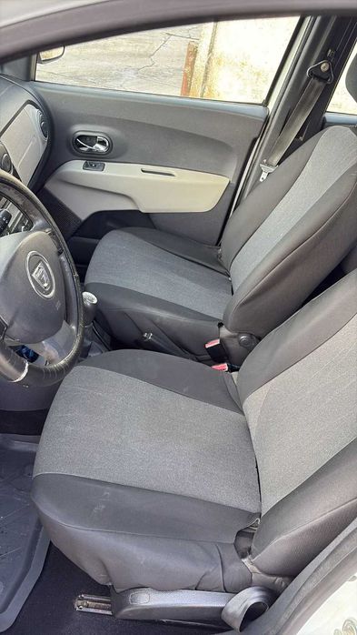 Dacia Lodgy / 1.5 / DIESEL / 7 locuri / 2015 / Euro 5