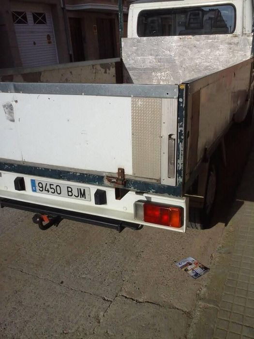 Vând camioneta 3 5t in stare bună