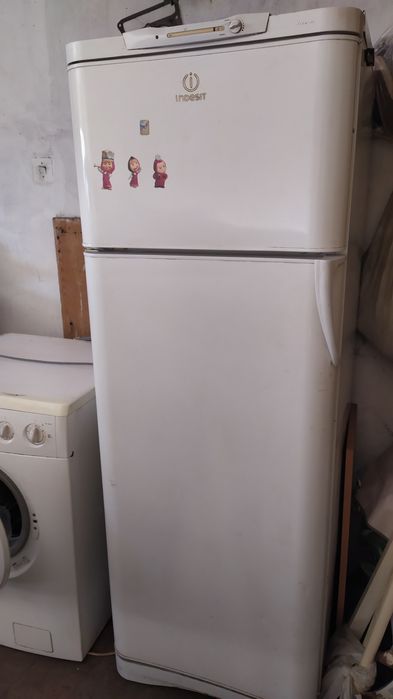 Продаю холодильник