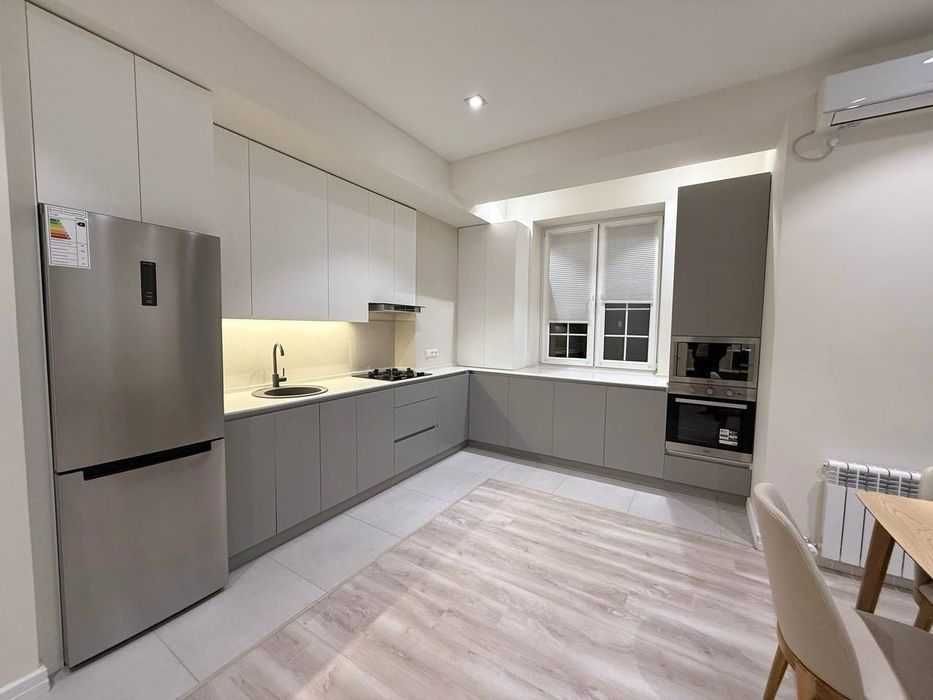 Апартаменты в Business Class Greenwich! 2/4/9 63 м²!