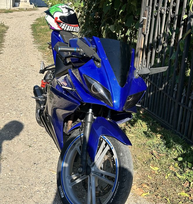 Yamaha yzf  r125