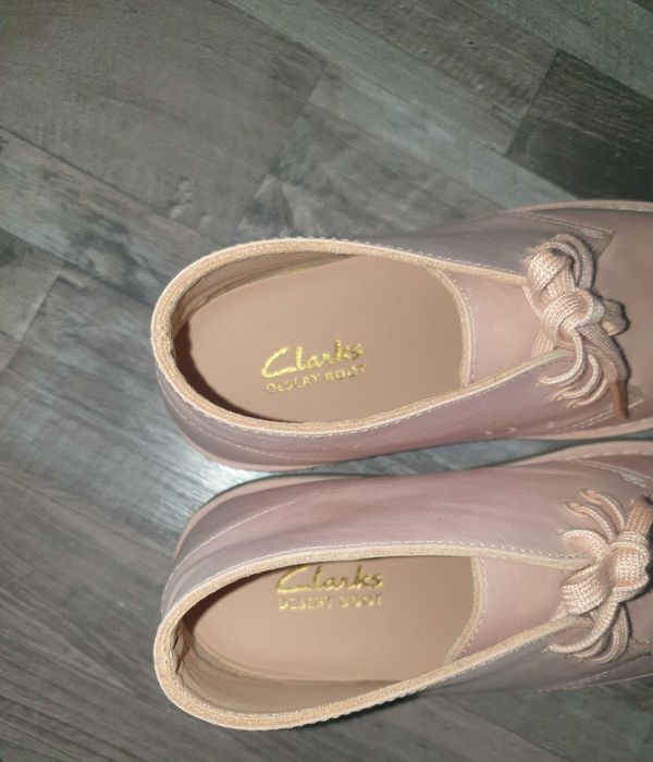 Обувки Clarks Desert Boot 2 Розови
