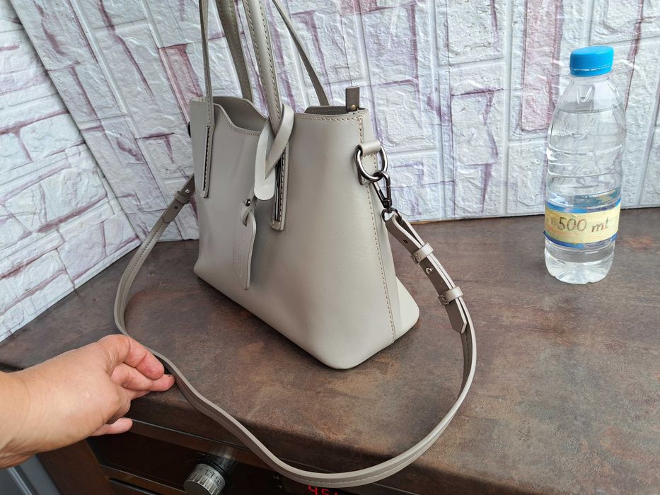 дамска чанта,бежова кожена чанта-естествена кожа