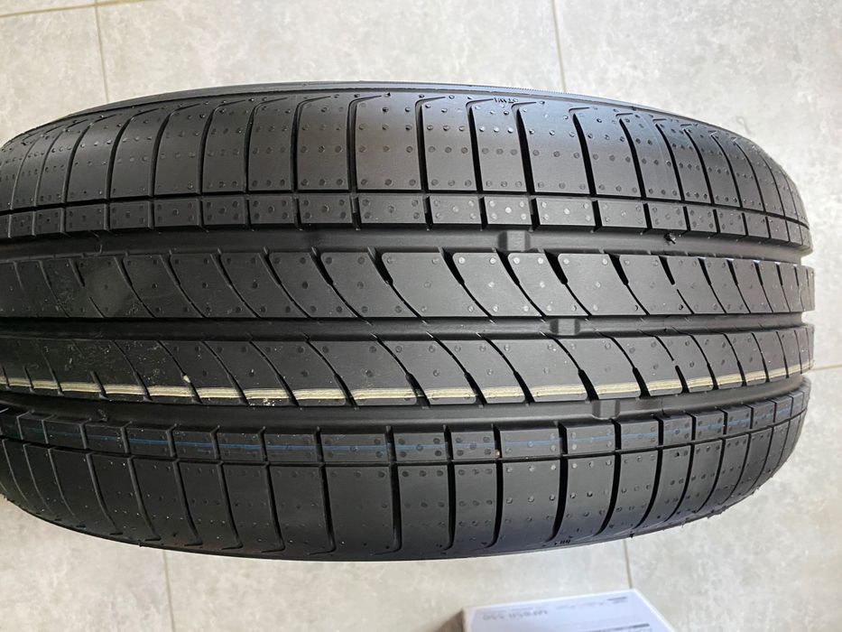 Bars UZ200 195/55R16