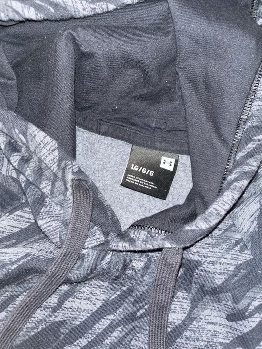 черная кофта Under Armour