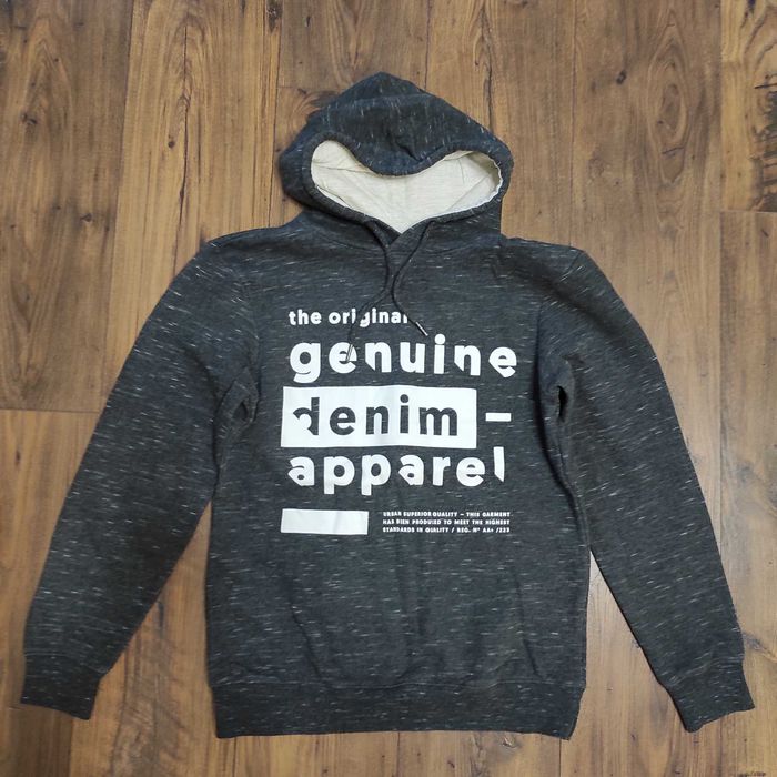 За момче 15-16г.