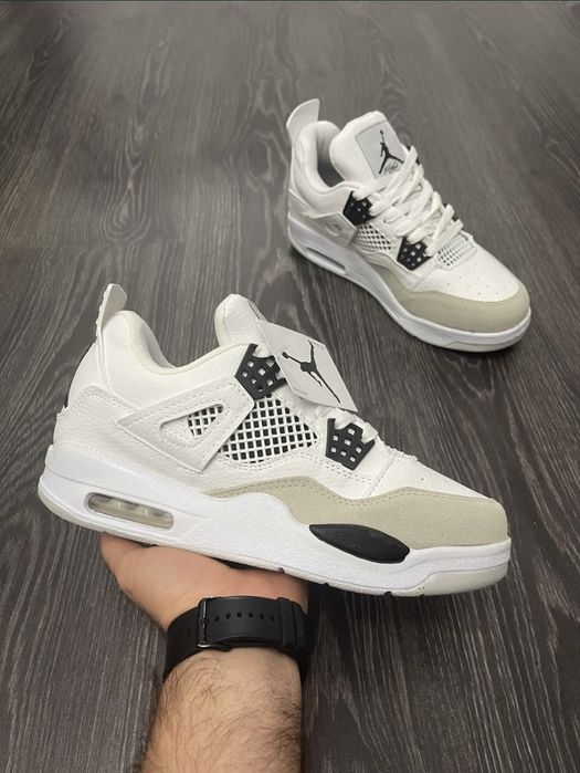 Jordan 4 Military Black Produs NOU