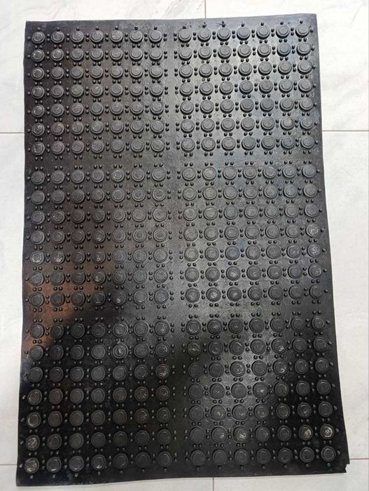 Противоскользящий резиновый коврик 60×90 см для бара, лестниц и входа