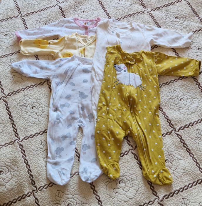 Продам детские вещи