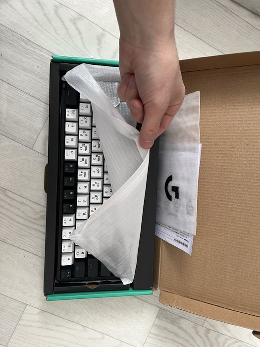 Продаю стримерский набор Микрофон и Микшер