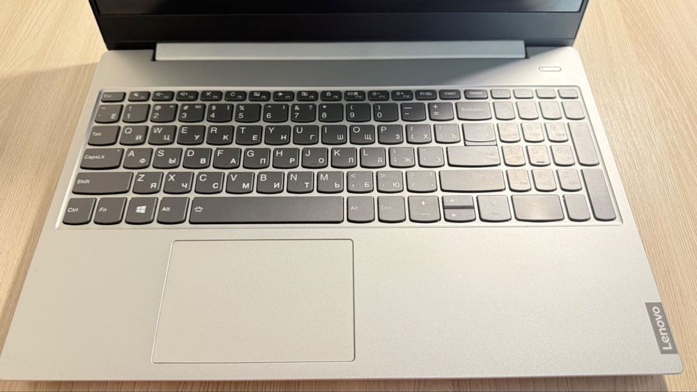 Lenovo ideapad s340-15api  (б/у)